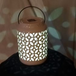 Ceramic solar light pot
