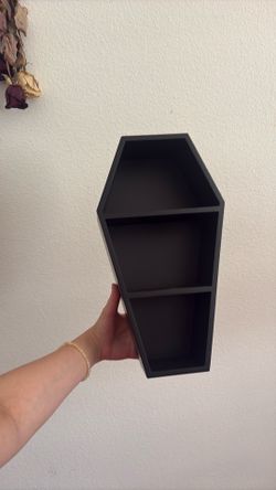 coffin shelf