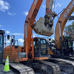 2016 Doosan 225 Excavator 