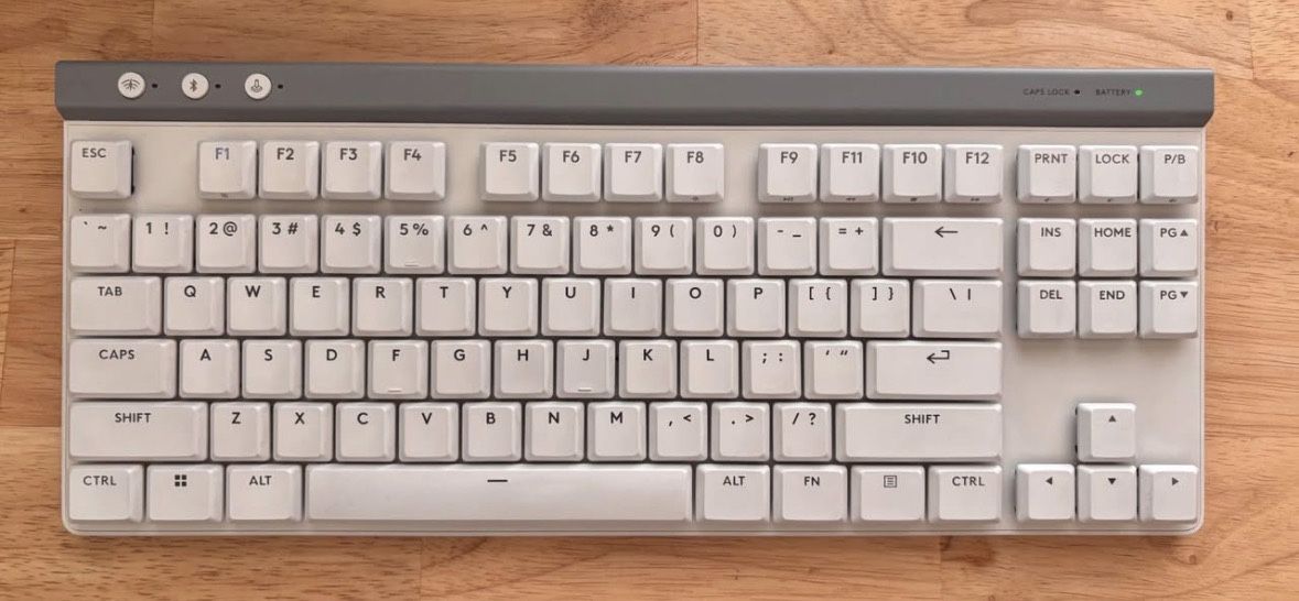 Logitech G515