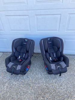 Nuna Rava Car Seats