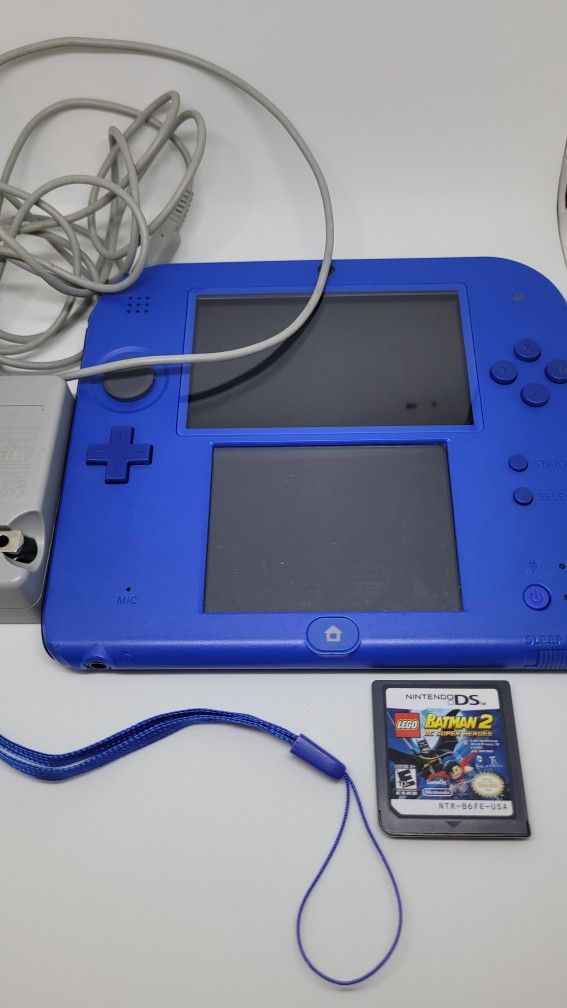 Nintendo 2ds ELECTRIC BLUE