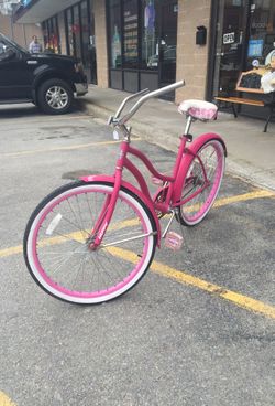 Pink Huffy Cranbrook Cruiser Bike for Sale in Leominster MA OfferUp