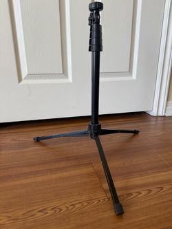 Adjustable Camera / Light Stand