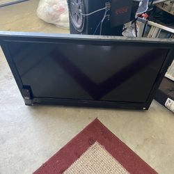 40’ Flatscreen Vizio