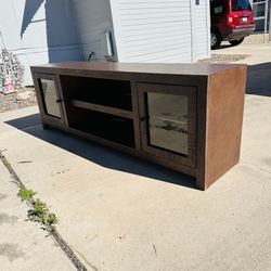 72” Wooden TV Stand /modern Style