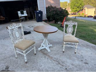 Vintage French Cottage Bistro Set