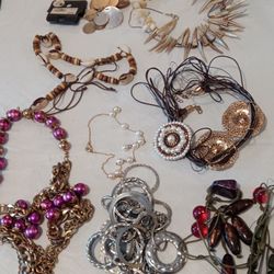 Eight Vintage And Unique Women's Necklaces