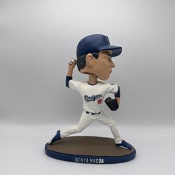 2016 Kenta Maeda Dodgers Bobblehead (7″, 5.5″ wide) – With Box