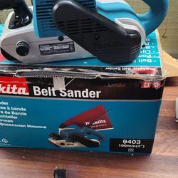 Makita lijadora de banda 4" nueva
