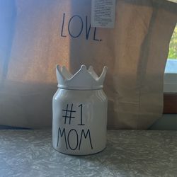 Rae Dunn # 1 Mom Canister 