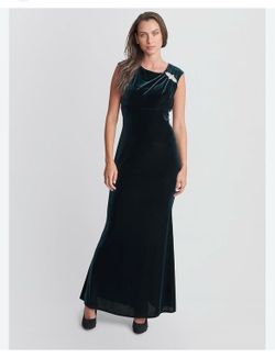 Velvet dress color verde