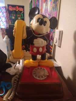 Mickie phone