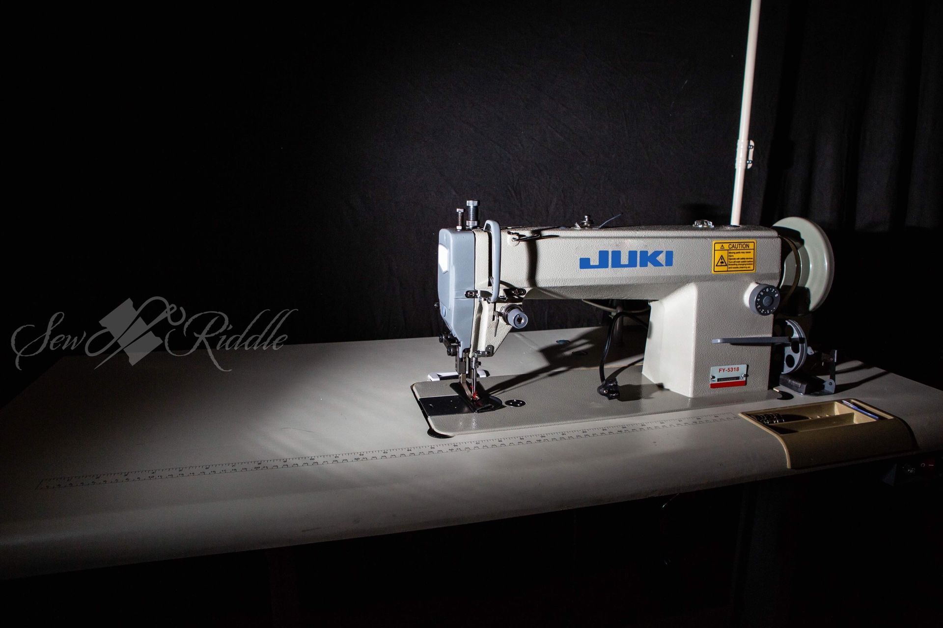 Juki du1181n industrial walking foot sewing machine for Sale in Fresno