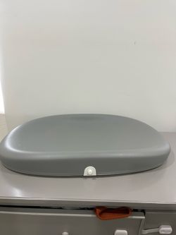 Hatch Grow Smart Changing Pad & Scale