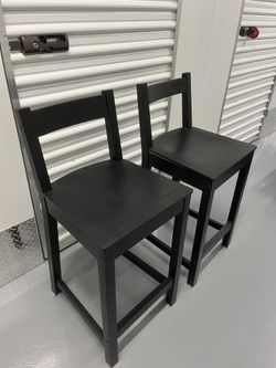 2 Bar Stools