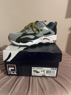 Fila Kids. Size 3.5