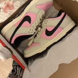 Nike Dunk Low 5.5 Boys 