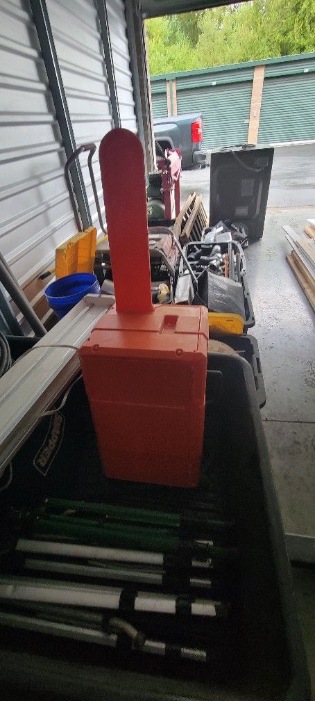 Chain Saw Case.