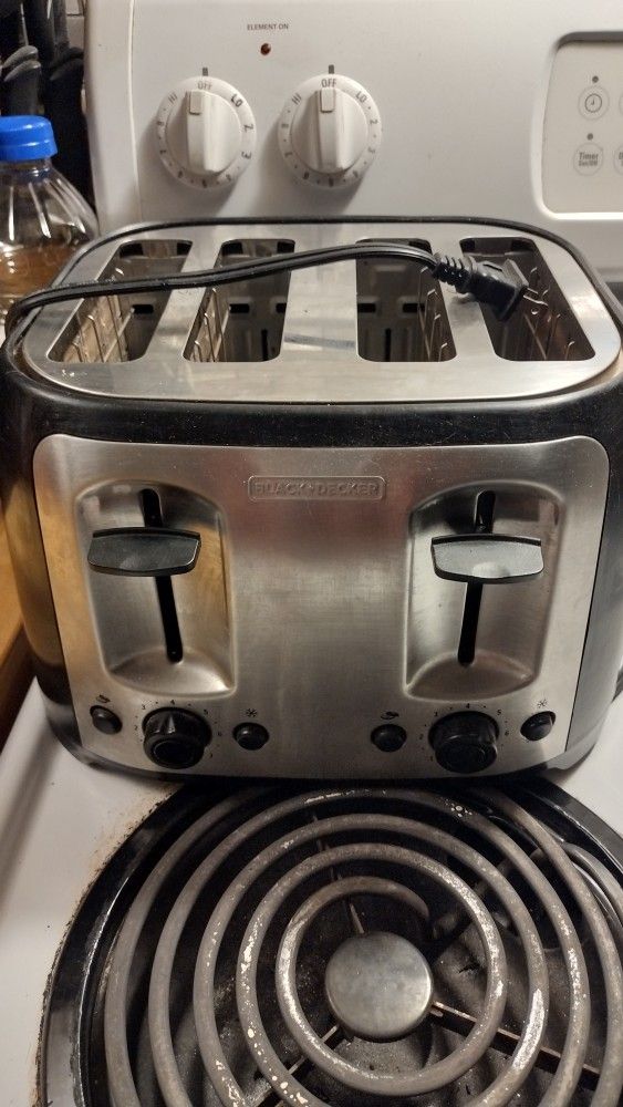 Black And Decker 4 Slice Toaster