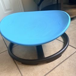 Silla giratoria sensorial para niños autistas