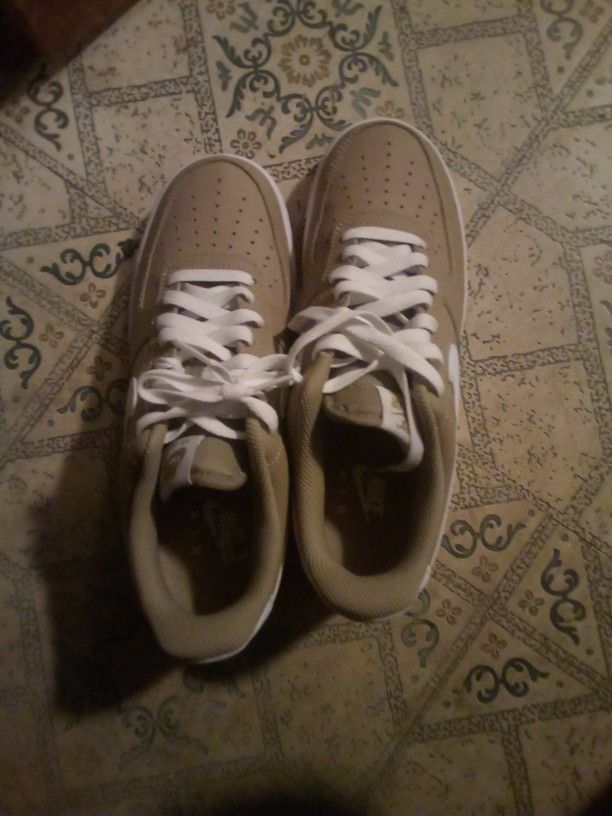 Nike air Force 1 Men Size 8