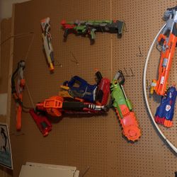 NERF GUNS