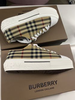 Burberry shoes