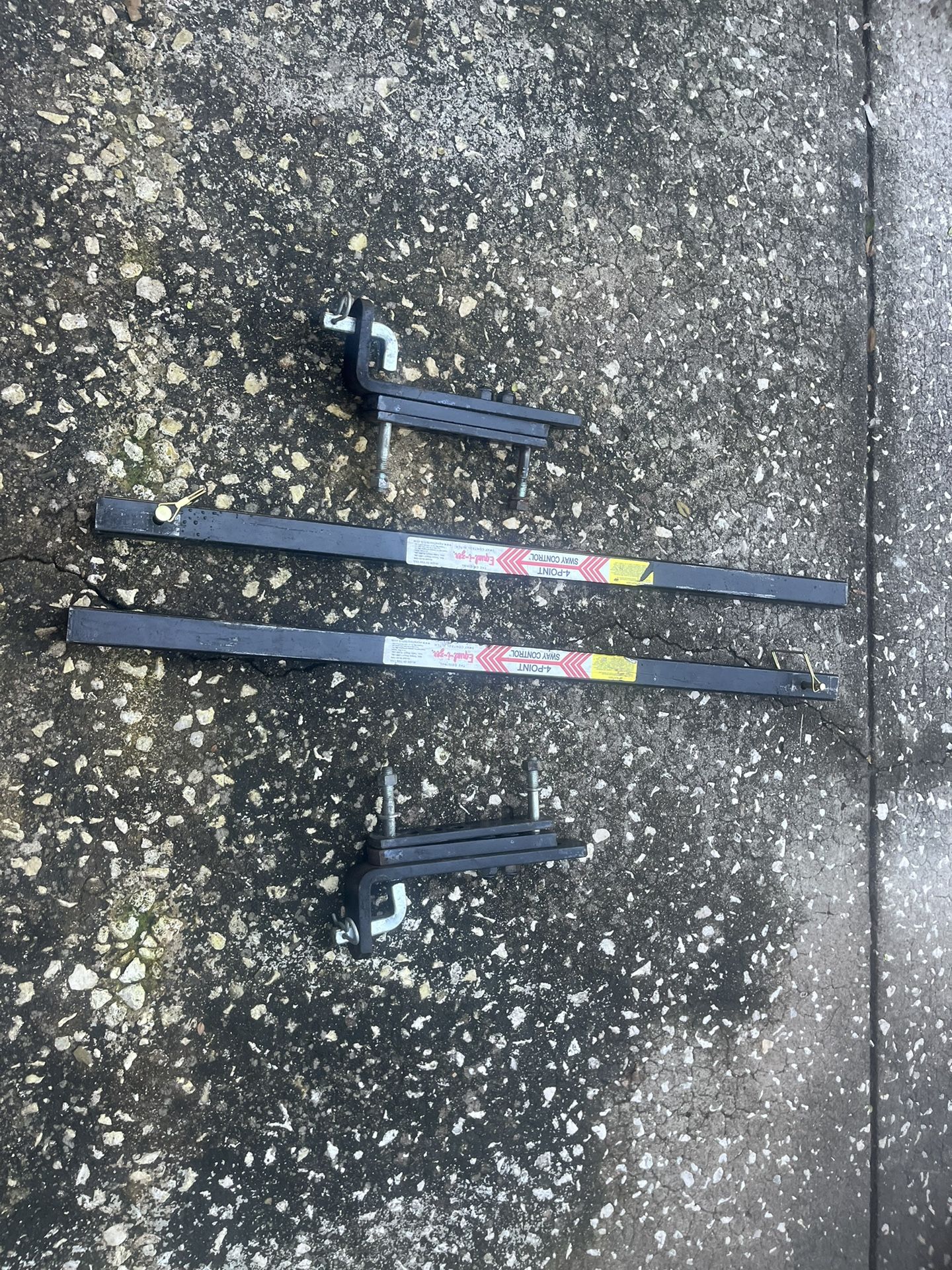 Used Equalizer Weight Distribution Hitch 