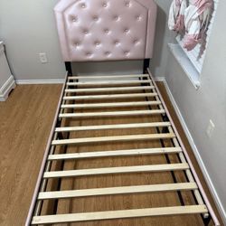 Marco De Cama Para Niña!