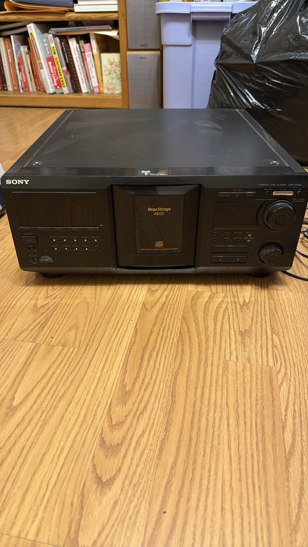 Sony 400 Disc CD player w/keyboard