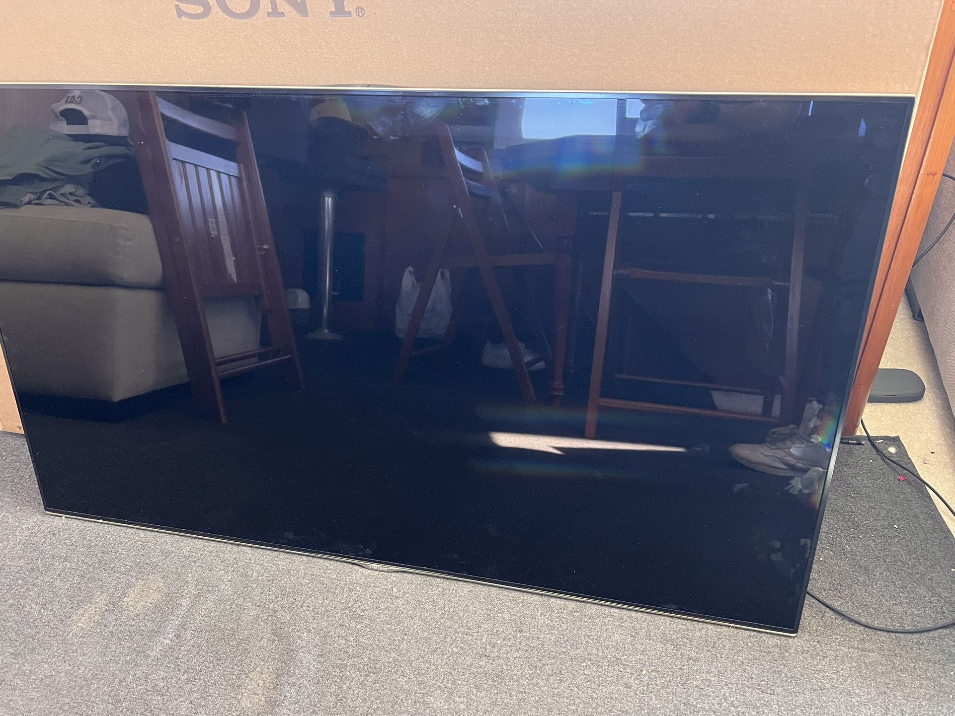 Samsung TV 46 inch Has built-in camera Great Deal! see description