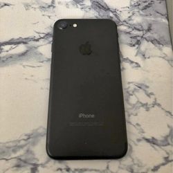 iPhone 7 Unlocked With Warrantty 