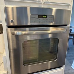 Wall oven GE