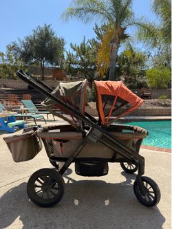Evenflo Pivot Xplore All Terrain Stroller Wagon