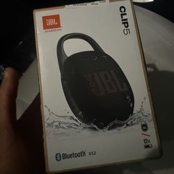JBL CLIP 5  (New)