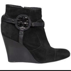 Tory Burch boots Size 10 $40