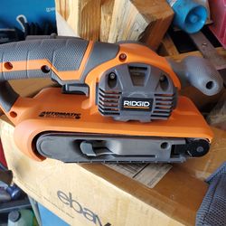 Ridged belt sander