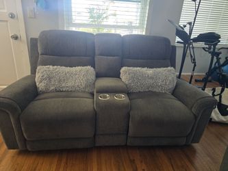 Reclining sofas