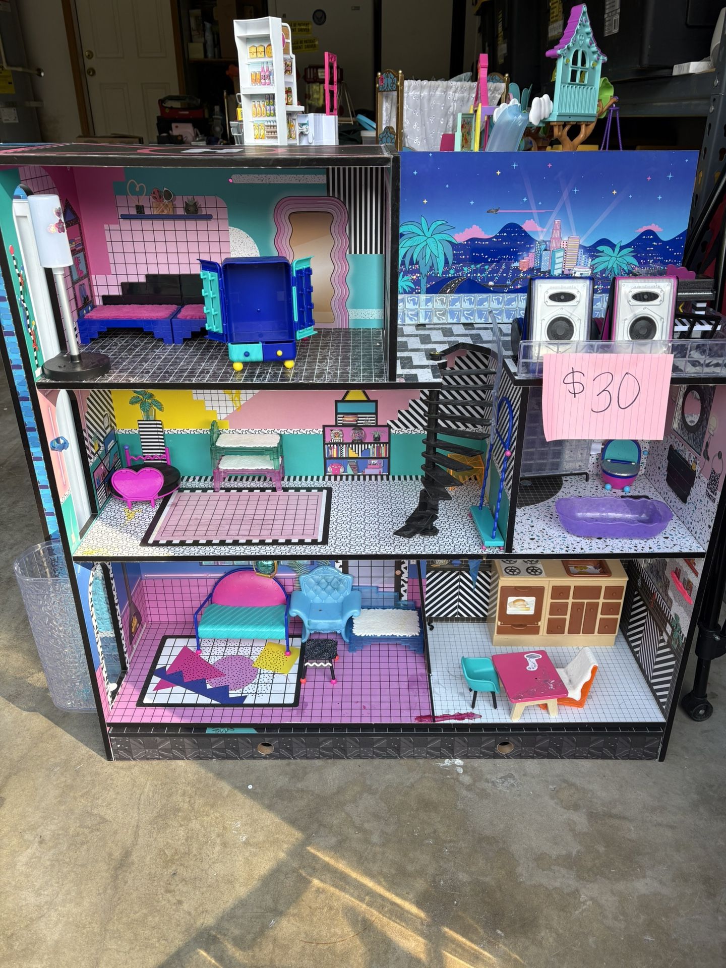 LOL Doll House