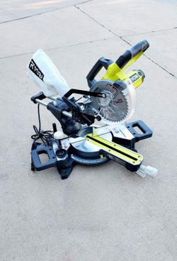 RYOBI 10 Amp corded 7-1/4in Sliding Compound Miter Saw