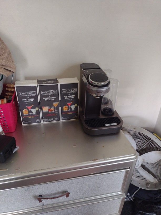 I Have A Daiquiri Vodka Maker Bar Machine It Meant Condition