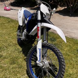 2010 Husaberg FE390 CA Plates