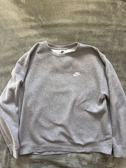 Grey Nike Men’s Fleece Crewneck