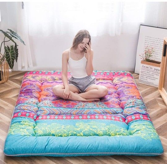 MAXYOYO Bohemian Retro Floor Mattress Boho Floral Style Japanese Futon Tatami Mat Foldable Bed Portable Camping Sleeping Pad Lounger Couch King Size