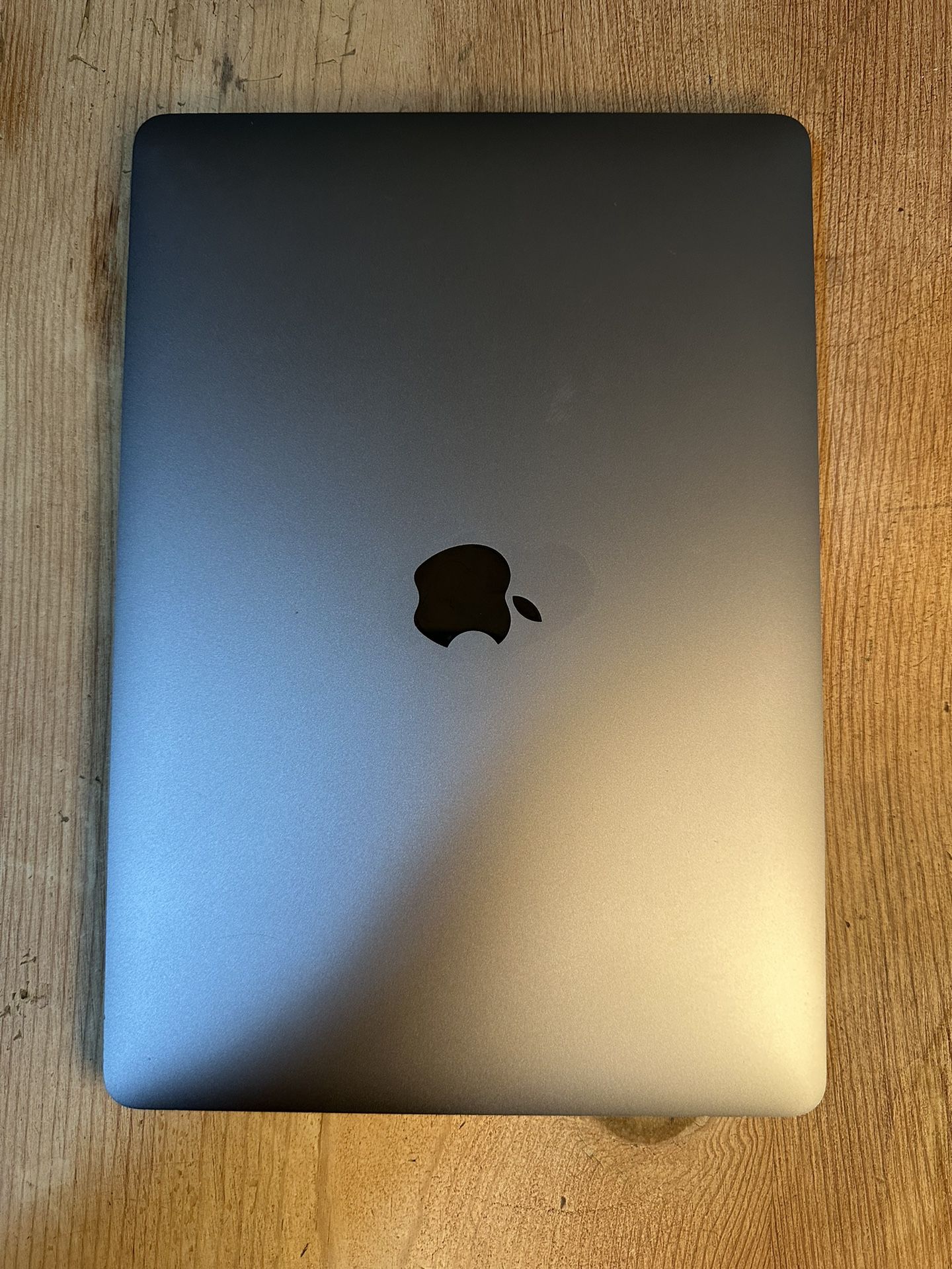 MacBook Pro 13” inches (2019)