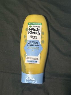 Garnier Whole Blends Moisture Control Restoring Conditioner (12.5 fl oz)