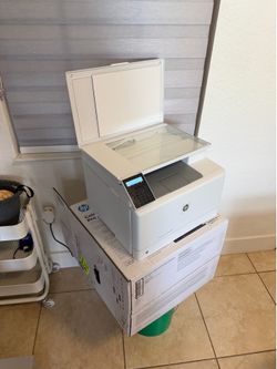 HP Color LaserJet Pro MFP M182nw