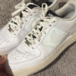 White Af1 