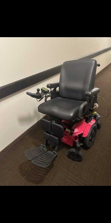 Pulse 6 Electric Wheelchair.